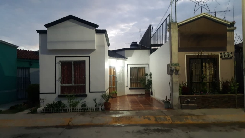 Casa En Venta En Privada Del Arroyo Calle 5 Fraccionamiento Quintas De