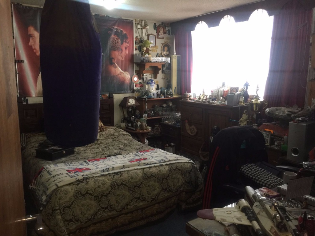 bg